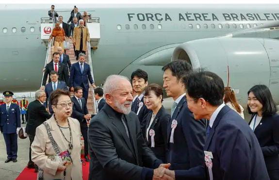 Imagem - Lula e Janja são recebidos por casal imperial do Japão